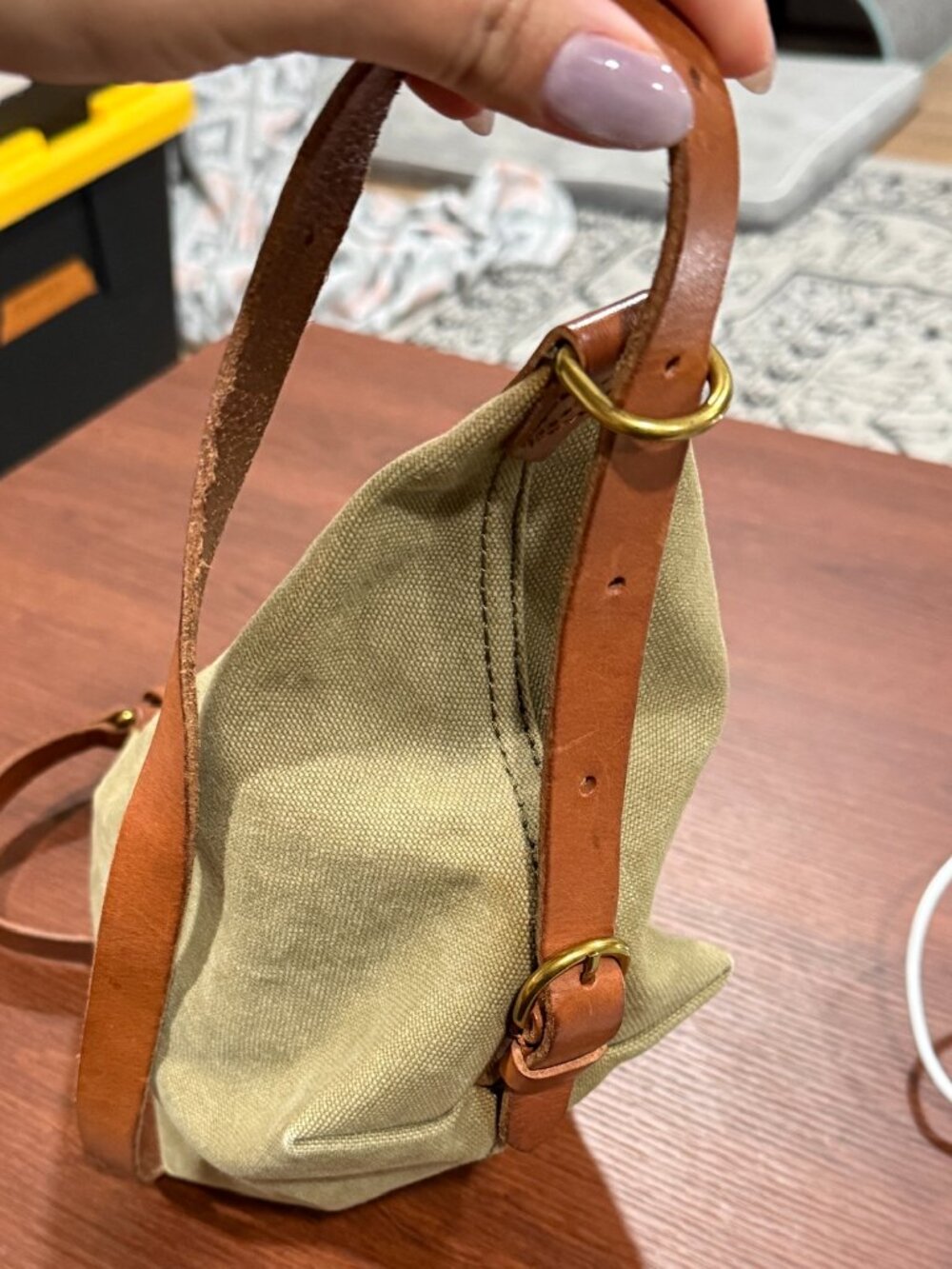 Madewell - The Canvas Sling Bag Leather Strap Olive Green Minimalist - Picture 5 of 11